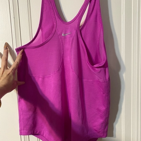 Nike workout tank - Picture 6 of 8